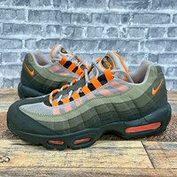 SNIPES Onlineshop - Sneaker, Streetwear und Accessoires