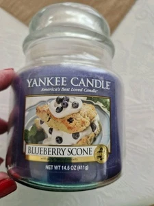 YANKEE BLUEBERRY SCONE LARGE JAR RETIRED AND VERY RARE - Picture 1 of 2