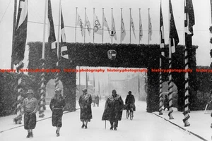 F020564 Victory Arch Garmisch Partenkirchen station Germany 1936 Winter Olympic - Picture 1 of 3