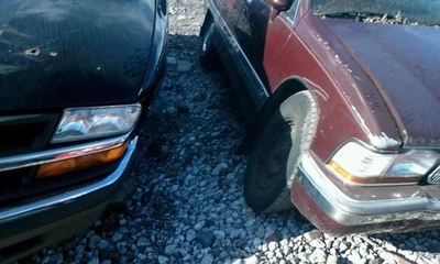 Driver Left Tail Light Sedan Fits 92-93 ROADMASTER 1716291 - Imagem 1 de 4