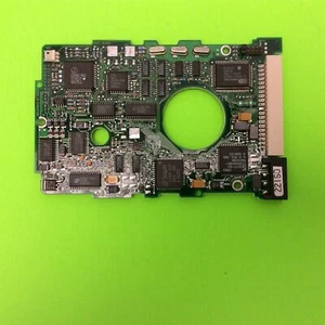 Placa controladora de disco duro IDE HD 3,5" 21463-300 Seagate - Imagen 1 de 4
