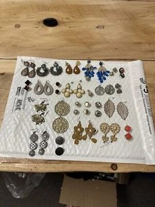 Bellissimo lotto di gioielli vintage -24 set di orecchini, 2K - Foto 1 di 14