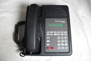 Motorola L3030A RCH 3000 Digital Remote Desk Console w/ Handset Included - Picture 1 of 5