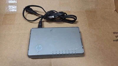 HP/3COM 3CFSU08/ V1405-8, 8 PORT ETHERNET SWITCH - Image 1 of 3