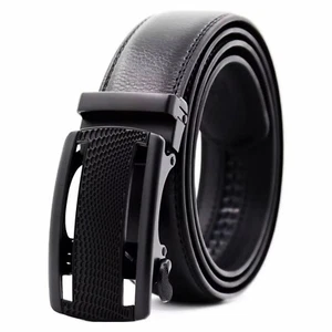Cinturón de cuero para hombre con hebilla automática de trinquete por QHA Q5085 negro - Imagen 1 de 11