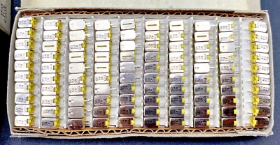 (100) TOKO NE547BNAS-100114 ADJUSTABLE COIL INDUCTOR 100 114 CN 0011 - Image 1 of 4