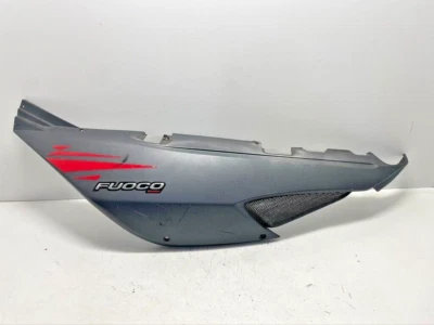 Panel carenado asiento Gilera Fuoco 500 es decir L/mano (2007-2011) Foto 1 de 4