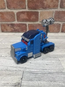 Transformers Prime Cacciatori di Bestie Classe Voyager Ultra Magnus - Foto 1 di 7