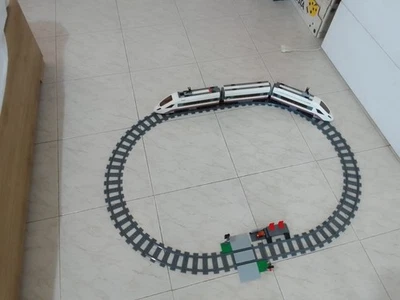 Lego City 60051 Treno Passeggeri - Immagine 1 di 4
