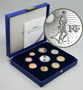 FRANCE 2009 Proof Set including Silver 15 Euro 'La Semeuse (Sower)' (9 coins) - Picture 1 of 7