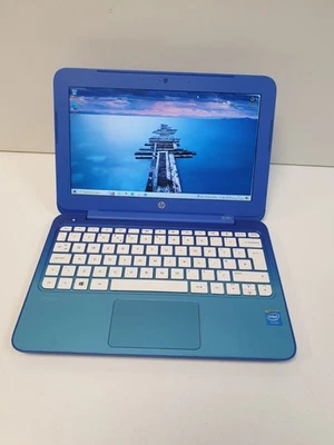 HP Stream 11-d015na 2GB RAM 32GB SSD - Windows 10 Laptop - Image 1 of 4