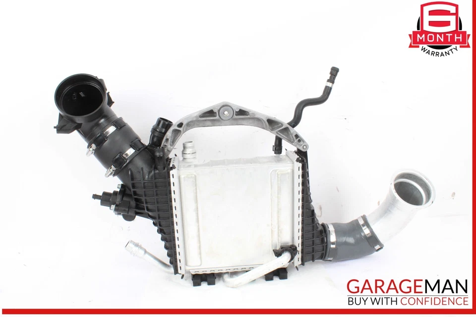 Оригинальный интеркулер радиатора 20-23 Mercedes X253 GLC300 4MATIC - Изображение 1 из 4