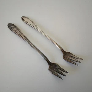 Dos tenedores de plata antigua con dos platos virrey - plato de plata - sin pulir - Art Deco - Imagen 1 de 11
