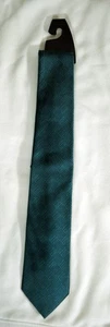 Corbata de cuello extra larga 66" reflectante 100 % seda verde de Murano nueva con etiquetas precio de venta sugerido por el fabricante $49..95 - Imagen 1 de 6