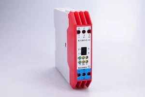 RECHNER K-130/3-e-10 N00008 Interruttore Amplificatore - Foto 1 di 3