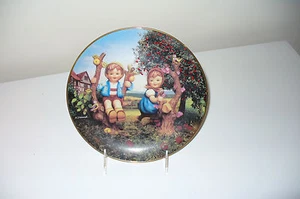 NEW Hummel Little Companions Collector Plates "APPLE TREE BOY & GIRL" # MC7921 - Picture 1 of 2