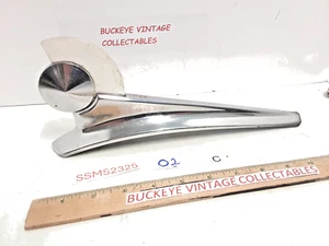 Vintage 1949 Ford Hood Ornament Badge Emblem Trim Metal Chrome FOMOCO 7981 - Foto 1 di 11