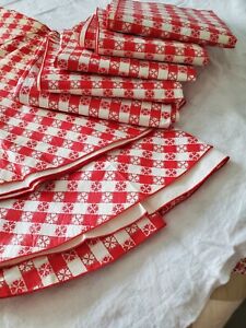 7 Vintage Red & White Checkered Plastic Picnic Tablecloths For Large Groups