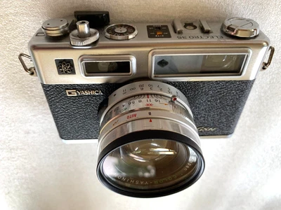 Yashica Electro 35 GSN 35mm/45mm 1:1.7 Lens Rangefinder Film Camera -Tested - Image 1 of 4