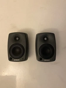 GENELEC 8020A Bi-Amplified Monitoring System Speaker - 2 Units Only - Imagen 1 de 2