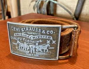 Cinturón Levi Strauss Años 70 y Antiguo Latón Hebilla Sillín Cuero Para Hombre 45" Longitud Total - Imagen 1 de 5