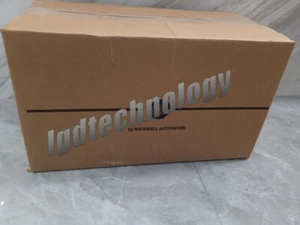 MPL-B4540F-MJ74AA Servomotore rotativo serie MPL 480 V AC - Foto 1 di 3