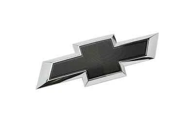 Chevrolet Colorado 2021-2026 parrilla delantera emblema de pajarita negra 84616680 OEM GM Foto 1 de 3