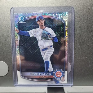 2025 Bowman Chrome Wilfri De La Cruz Mega Box Mojo Refractor Chicago Cubs - Bild 1 von 2
