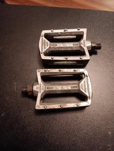 KKT AMX BMX Pedals 1/2 in Chrome - Picture 1 of 10