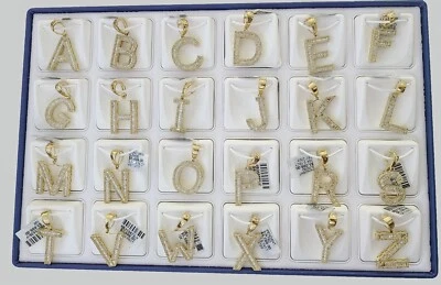 Colgante con dije inicial de alfabeto de diamantes genuinos de oro amarillo real de 10 k de la A a la Z Foto 1 de 4