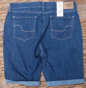BERMUDA DENIM FIRMATO BY STRAUSS PLUS VITA MEDIA COTONE/POLIESTERE ELASTICIZZATO NUOVO - Foto 1 di 3