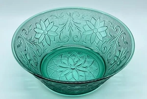 Vintage Tiara by Indiana Glass Serving Bowl Sandwich Spruce Green - Picture 1 of 10