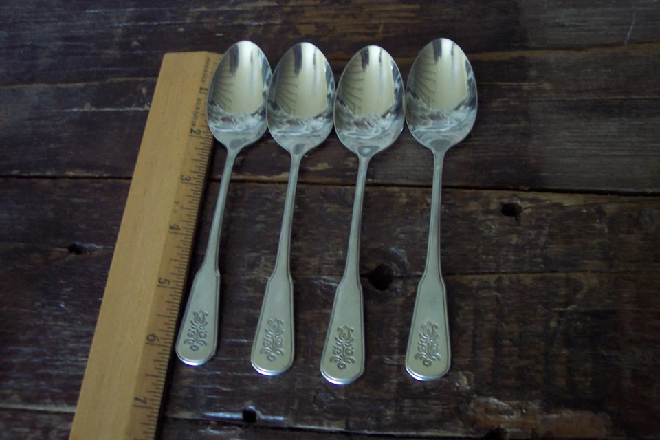 4 cucharaditas de cubiertos de acero inoxidable vintage pfaltzgraff village Foto 1 de 1