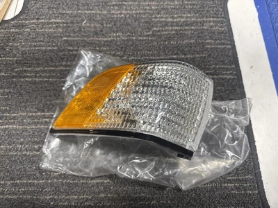 BUICK CENTURY R 前灯公园灯转向信号;(接头面板安装),R.9 — 第 1/4 张图片