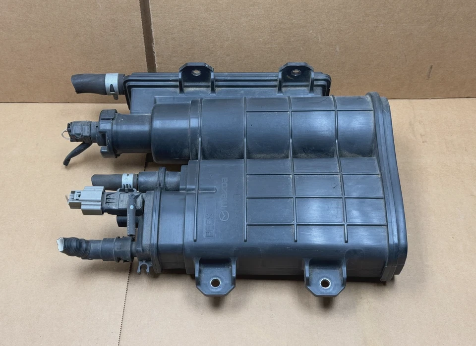 Mazda MX-5 Miata 2016-2022 bote de carbón de vapor de combustible PO41 OEM Foto 1 de 4
