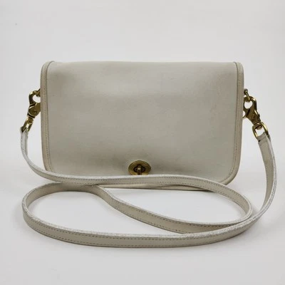 Bolso Bandolera Coach Vintage Años 80 Cuero Blanco Bolsillo Penny Hecho en EE. UU. Foto 1 de 4