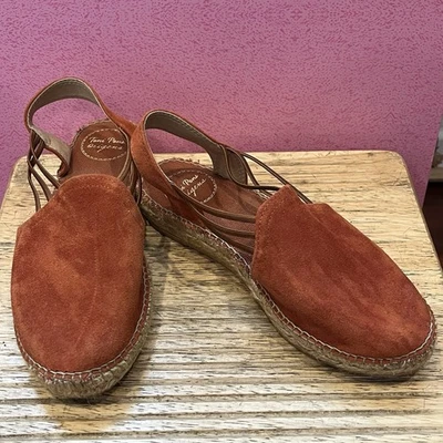 Sandalias de alpargata de gamuza Nuria Toni Pons para mujer sin cordones, talla 36 tacón de 1 1/4" Foto 1 de 4