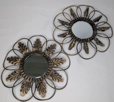 2 espelhos suspensos vintage de metal em forma de flor com folhas decoração para casa - Imagem 1 de 4