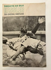 Guía para fanáticos del béisbol Smooth As Silk Kessler 1966 - Imagen 1 de 5