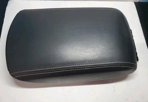 2011-2015 Ford Explorer Center Console Lid Armrest Arm Rest Black Leather OEM - Picture 1 of 9