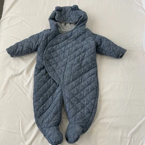 Felpa con cappuccio Baby Gap trapuntata denim snap on giacca orecchio orso bunting 6-12 - Foto 1 di 5