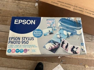 Stampante Epson Stylus Photo 950 nuova mai usata - Foto 1 di 1
