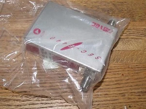 Horiba STEC SEC-E440J Mass Flow Controller CI2 Gas 500SCCM Flow Rate - Picture 1 of 2