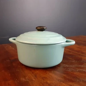 Miniature Stoneware Dutch Oven & Lid 2pc, Decor,Practical Use,Cottage,Farmhouse - Picture 1 of 6
