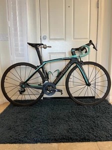 Bianchi Road Bike Full Carbon 2017 47 SRAM Red Etap Mavic Ksyrium Pro S Wheels - Picture 1 of 6