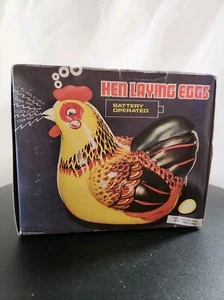 Vintage Hen Laying Eggs Tin Toy Battery Operated (included) w/Box - Picture 1 of 5