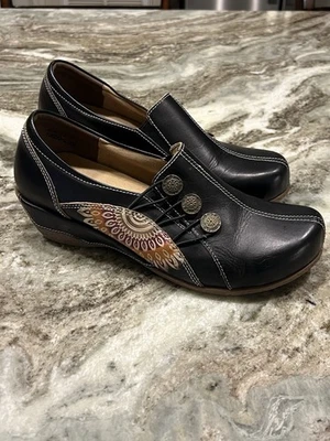 L' Artiste Agacia Spring Step Hand Painted Leather Loafers Size 41 9.5-10 US NEW - Image 1 of 4