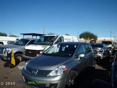 Used Engine Cooling Fan Motor fits: 2009 Nissan Versa Fan Assembly Grade A - Image 1 of 4