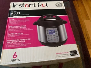 Olla a presión programable multiuso Instant Pot Duo Plus 9 en 1 6 cuartos SS - Imagen 1 de 20