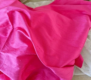 68" VIBRANT PINK Iridescent Silk Dupioni Fabric NOS 5 Ft 8" X 44" Wide Material - Picture 1 of 17